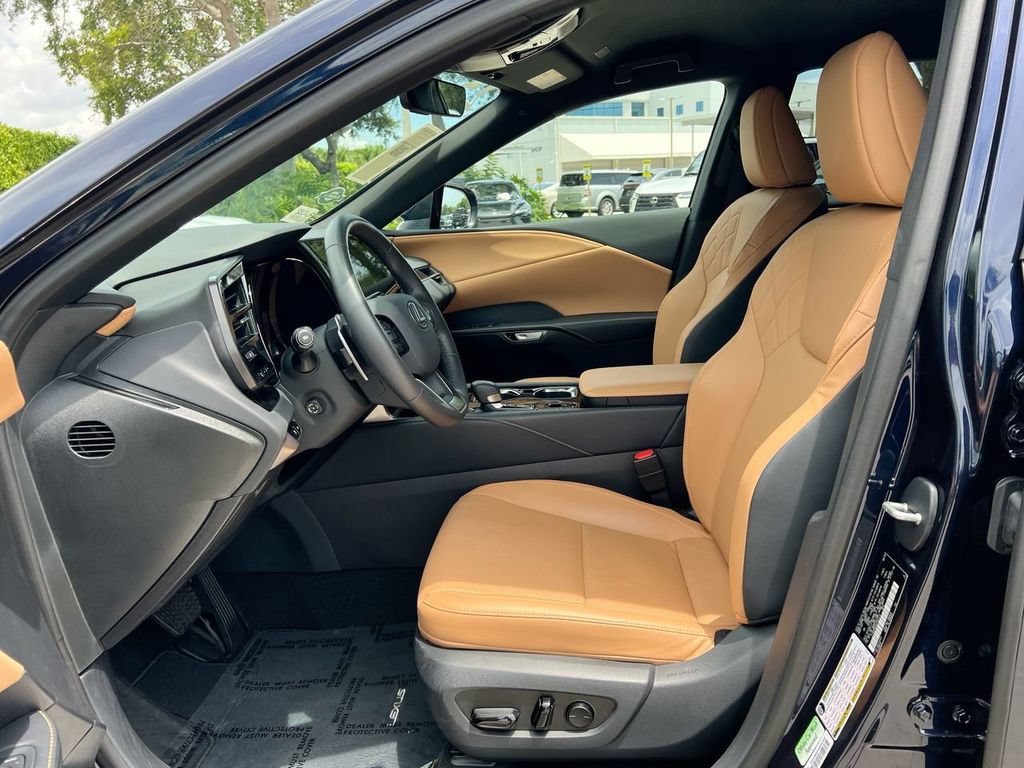 Certified 2025 Lexus RX 350 FWD w/ Technology Package image 12