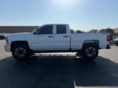 Used 2019 Chevrolet Silverado 2500 W/T AWD/4WD image 19
