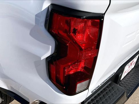 Used 2023 Chevrolet Colorado W/T image 24