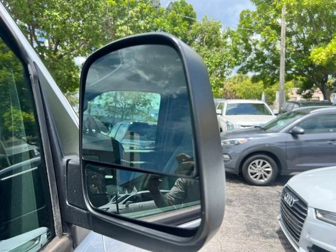 Used 2019 Chevrolet Express 2500 RWD image 26