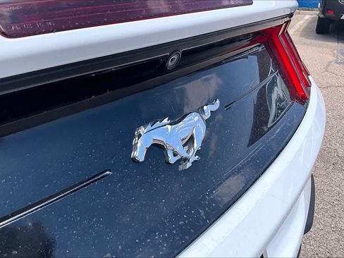 Used 2018 Ford Mustang Premium RWD image 29