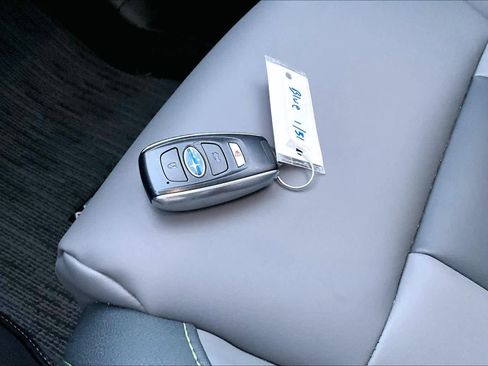 Used 2025 Subaru Ascent Onyx Edition image 15