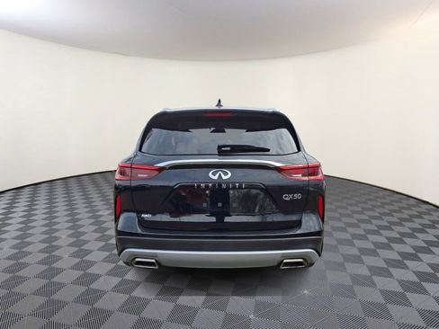 Used 2019 INFINITI QX50 Luxe w/ Navigation Package image 6