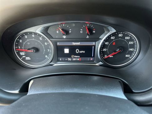 Used 2024 GMC Terrain SLE w/ Driver Convenience Package FWD image 11