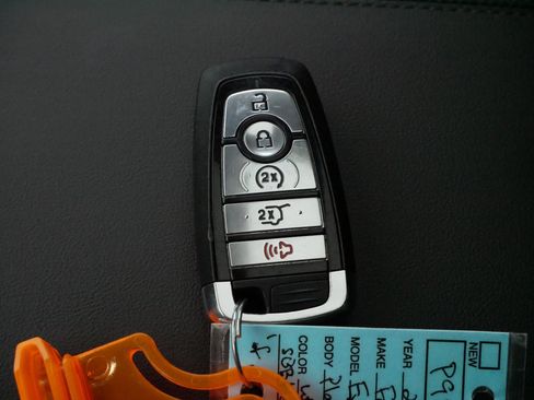 Used 2025 Ford Explorer Platinum w/ LUX Leather Package image 32