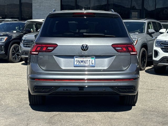 Certified 2024 Volkswagen Tiguan SE R-Line FWD image 4