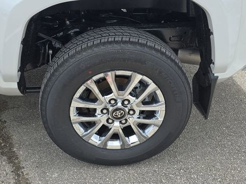 New 2026 Toyota Tacoma Limited AWD/4WD image 33