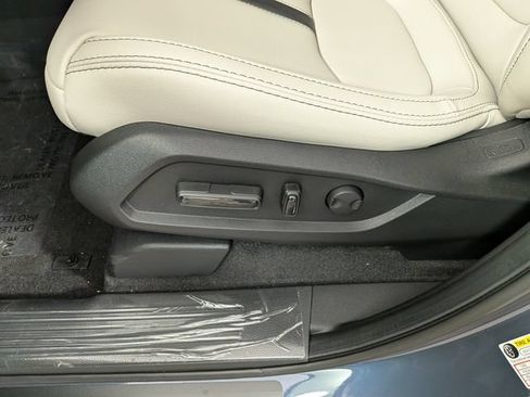 New 2026 Honda Pilot Touring image 17