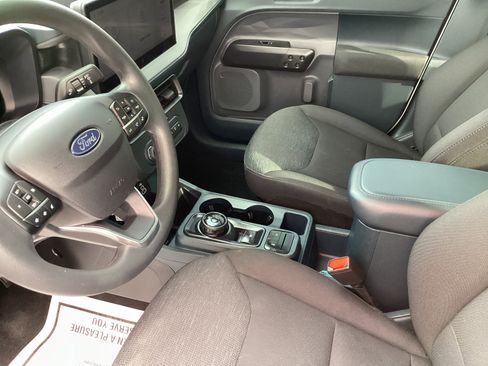 Used 2025 Ford Maverick XL w/ Equipment Group 102A image 19