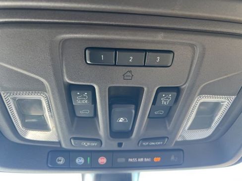 Used 2020 Chevrolet Silverado 1500 RST AWD/4WD image 25