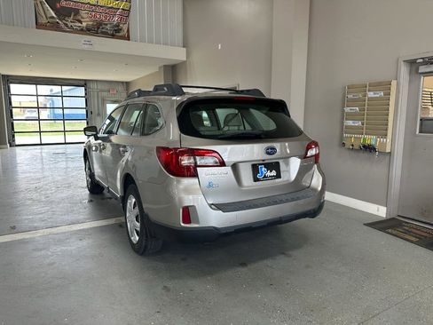 Used 2016 Subaru Outback 2.5i w/ Popular Package #2 image 5