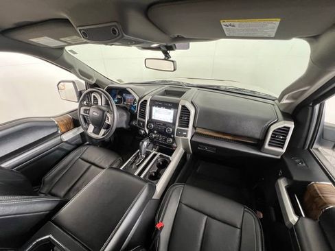 Used 2019 Ford F150 Lariat w/ FX4 Off-Road Package image 13