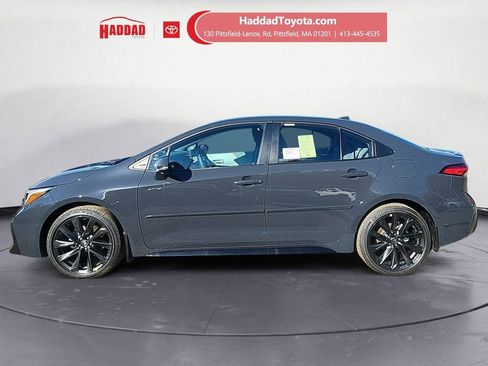 New 2026 Toyota Corolla SE image 2