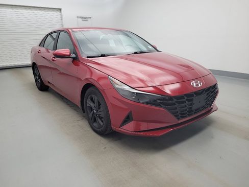 Used 2023 Hyundai Elantra SEL FWD image 13