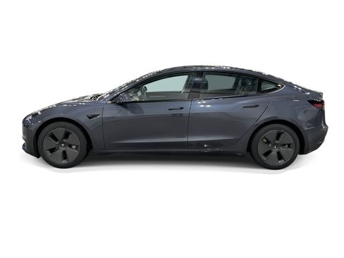 Certified 2023 Tesla Model 3 Standard Range RWD image 3