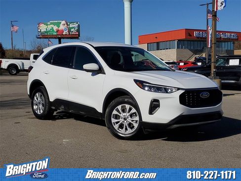 Used 2023 Ford Escape Active w/ Tech Pack #2 image 1