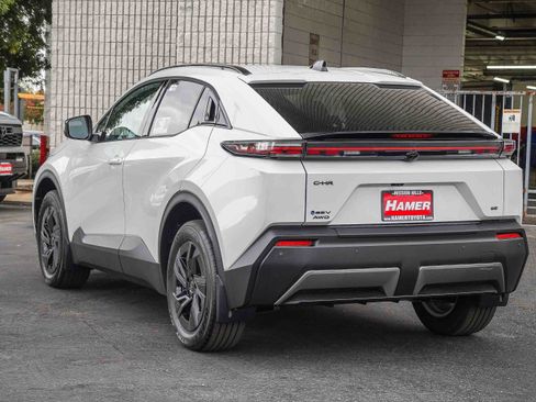 New 2026 Toyota C-HR AWD/4WD image 5