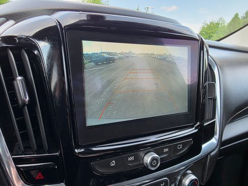 Used 2018 Chevrolet Traverse LT AWD/4WD image 18