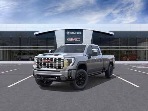 New 2026 GMC Sierra 2500 Denali w/ Denali Reserve Package AWD/4WD image 8