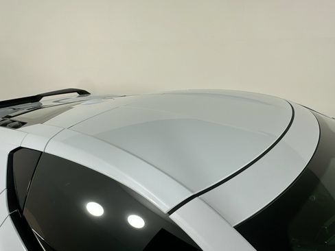Used 2023 Chevrolet Corvette Stingray Premium Cpe w/ Z51 Performance Package RWD image 11