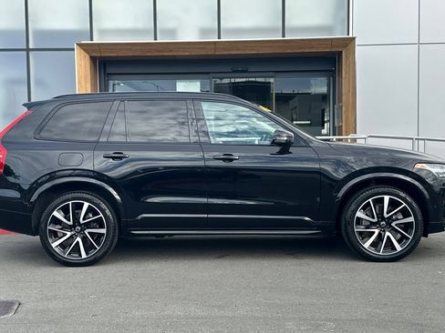 Used 2023 Volvo XC90 T8 Ultimate w/ Lounge Package AWD/4WD image 9