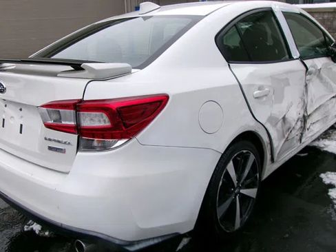 Used 2019 Subaru Impreza 2.0i Sport AWD/4WD image 2