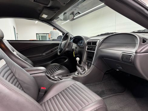 Used 2003 Ford Mustang Mach 1 RWD image 48