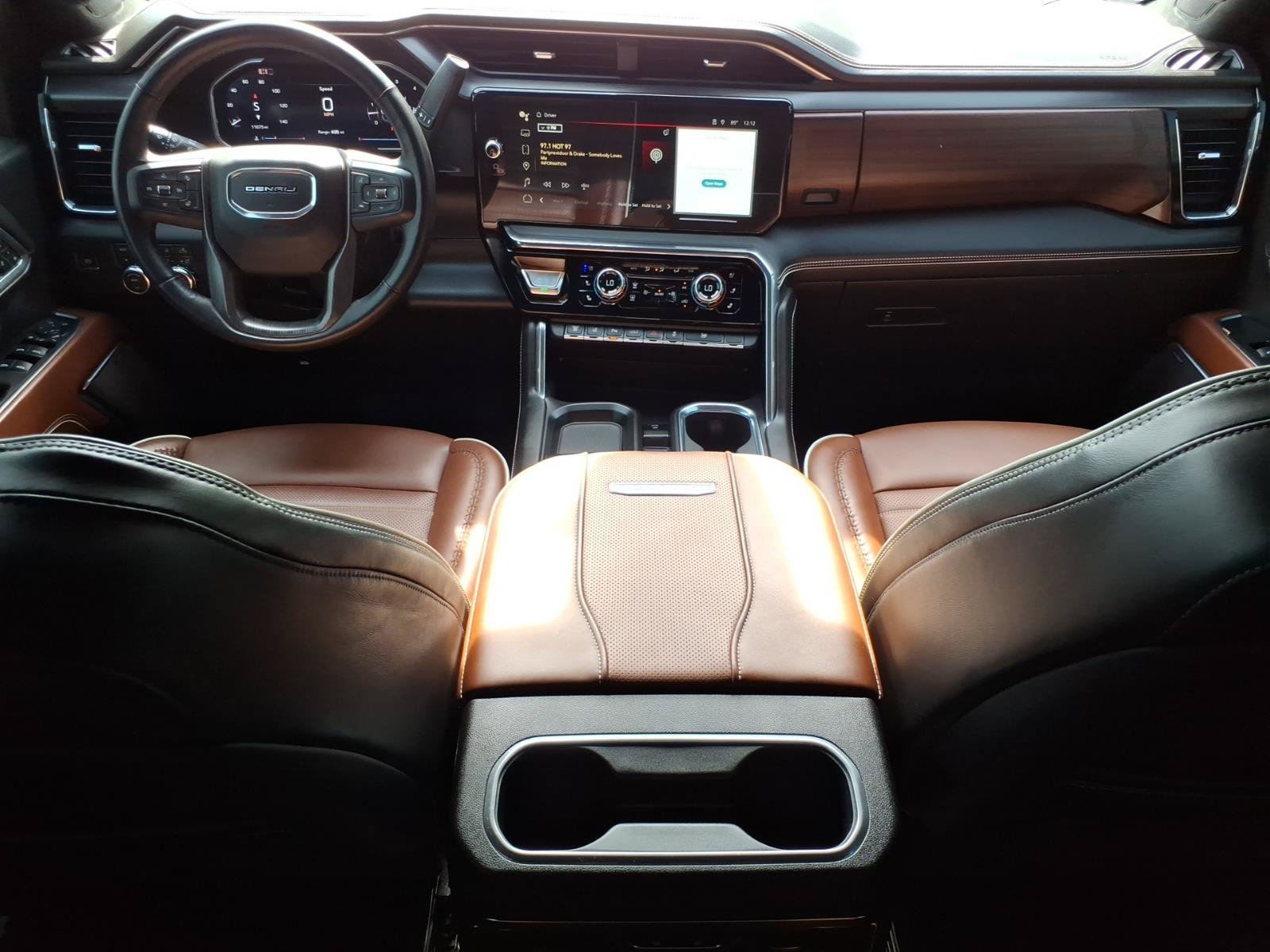 Certified 2026 GMC Sierra 3500 Denali Ultimate AWD/4WD image 11
