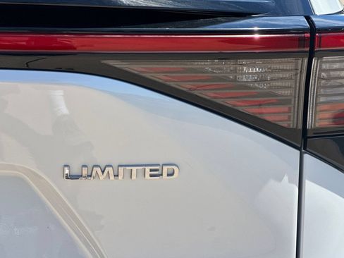 Certified 2023 Toyota bZ4X FWD image 34