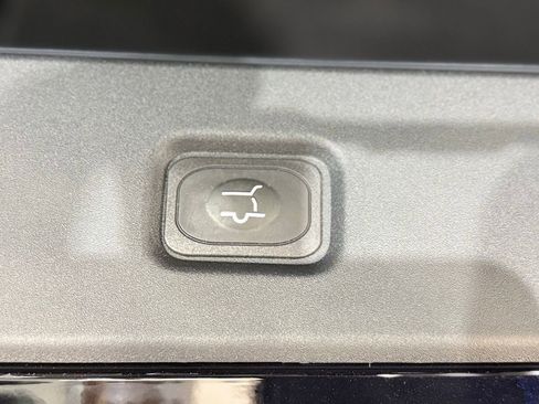 New 2026 Lincoln Navigator Premiere AWD/4WD image 31