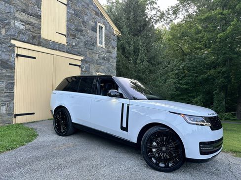 Used 2023 Land Rover Range Rover SE AWD/4WD image 27