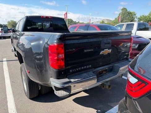 Used 2015 Chevrolet Silverado 3500 LTZ AWD/4WD image 4