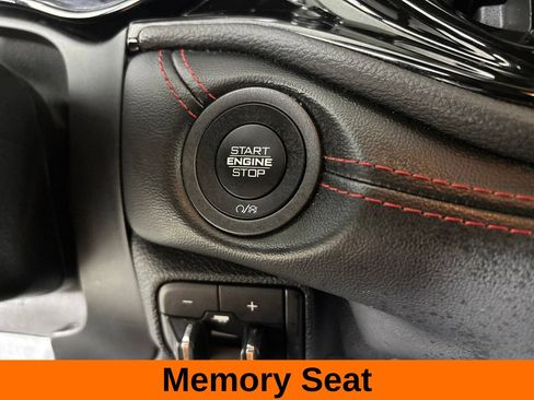 Used 2024 Dodge Durango GT RWD image 19