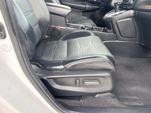 Used 2020 Honda CR-V EX-L image 12