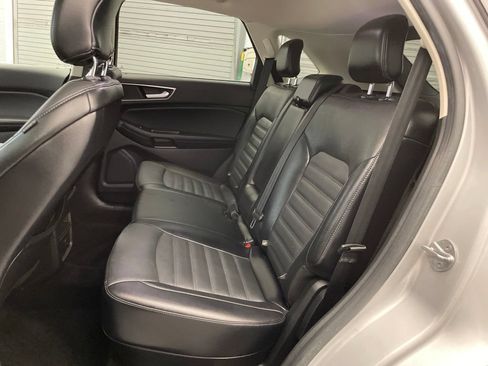 Used 2018 Ford Edge SEL w/ Equipment Group 201A FWD image 22
