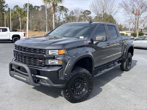 Used 2021 Chevrolet Silverado 1500 Custom Trail Boss w/ LPO, Dark Essentials Package image 1