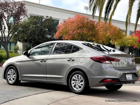 Used 2020 Hyundai Elantra SE w/ Cargo Package (C1) image 5