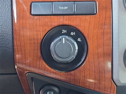 Used 2015 Ford F350 King Ranch w/ King Ranch w/Chrome Package image 30