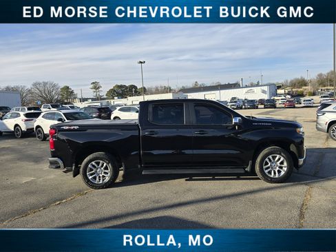 Used 2021 Chevrolet Silverado 1500 LT image 2