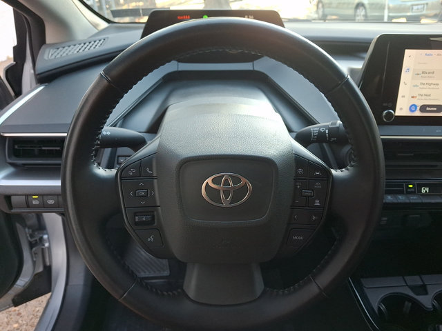Used 2024 Toyota Prius LE FWD image 19