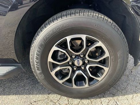 Certified 2024 Ford Expedition XLT image 36