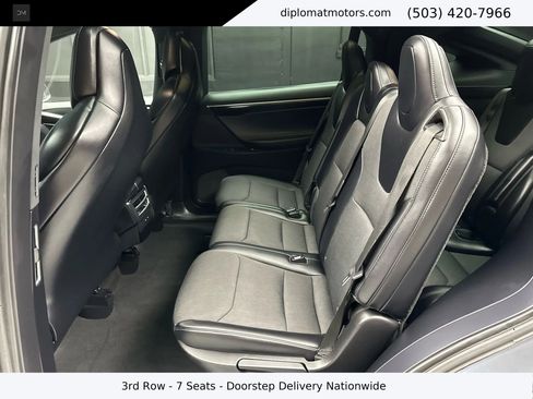 Used 2018 Tesla Model X 100D image 23