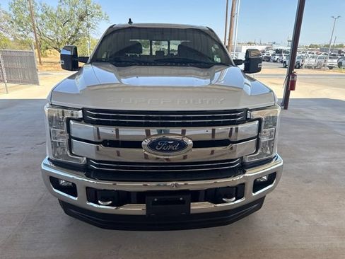 Used 2019 Ford F250 Lariat w/ Chrome Package AWD/4WD image 2