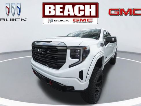 Used 2023 GMC Sierra 1500 AT4 w/ AT4 Premium Package AWD/4WD image 7