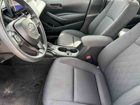 Used 2024 Toyota Corolla LE image 5