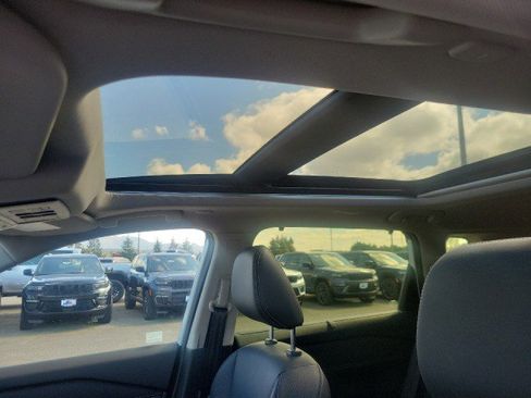 Certified 2024 Nissan Rogue Platinum w/ Platinum Premium Package image 6