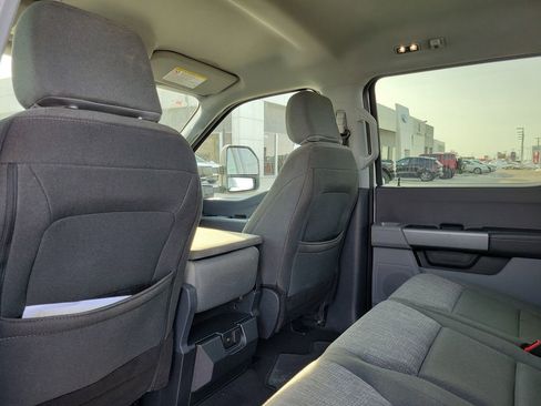 Certified 2025 Ford F250 XLT image 15