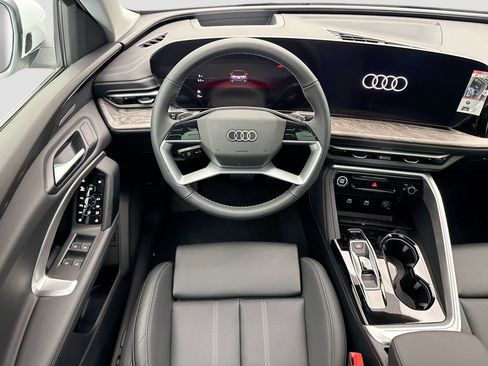 Used 2025 Audi Q5 Premium Plus w/ Premium Plus AWD/4WD image 12