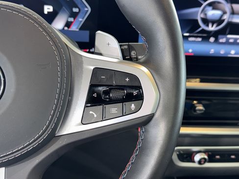 Used 2025 BMW X5 M60i w/ Executive Package image 23