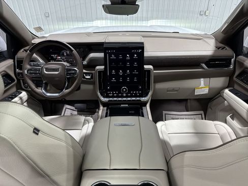 New 2026 GMC Yukon XL Denali w/ Denali Reserve Package AWD/4WD image 21